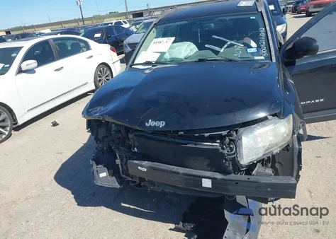 2016 Jeep Compass Sport z USA, uszkodzony, nr VIN 1C4NJCBA8GD543674